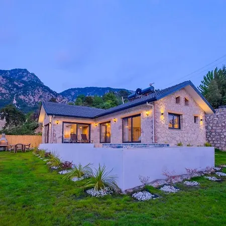 Pegasus Stone House Villa